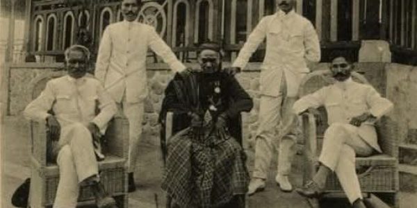 Foto 5 Raja di pulau Flores NTT sekitar tahun 1915