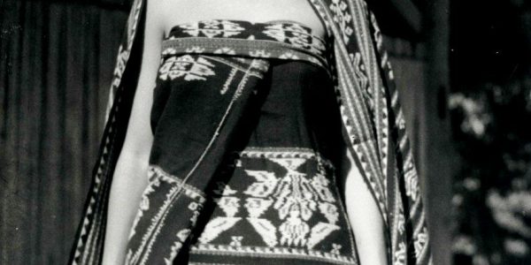 Perempuan bangsawan Dari Pulau Sabu tahun 1930.