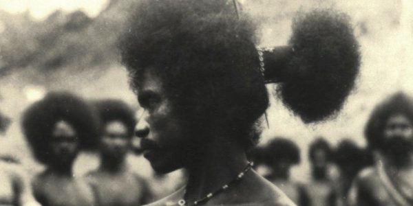 Pria Pantar dengan gaya rambut yang di kuncir tahun 1929.